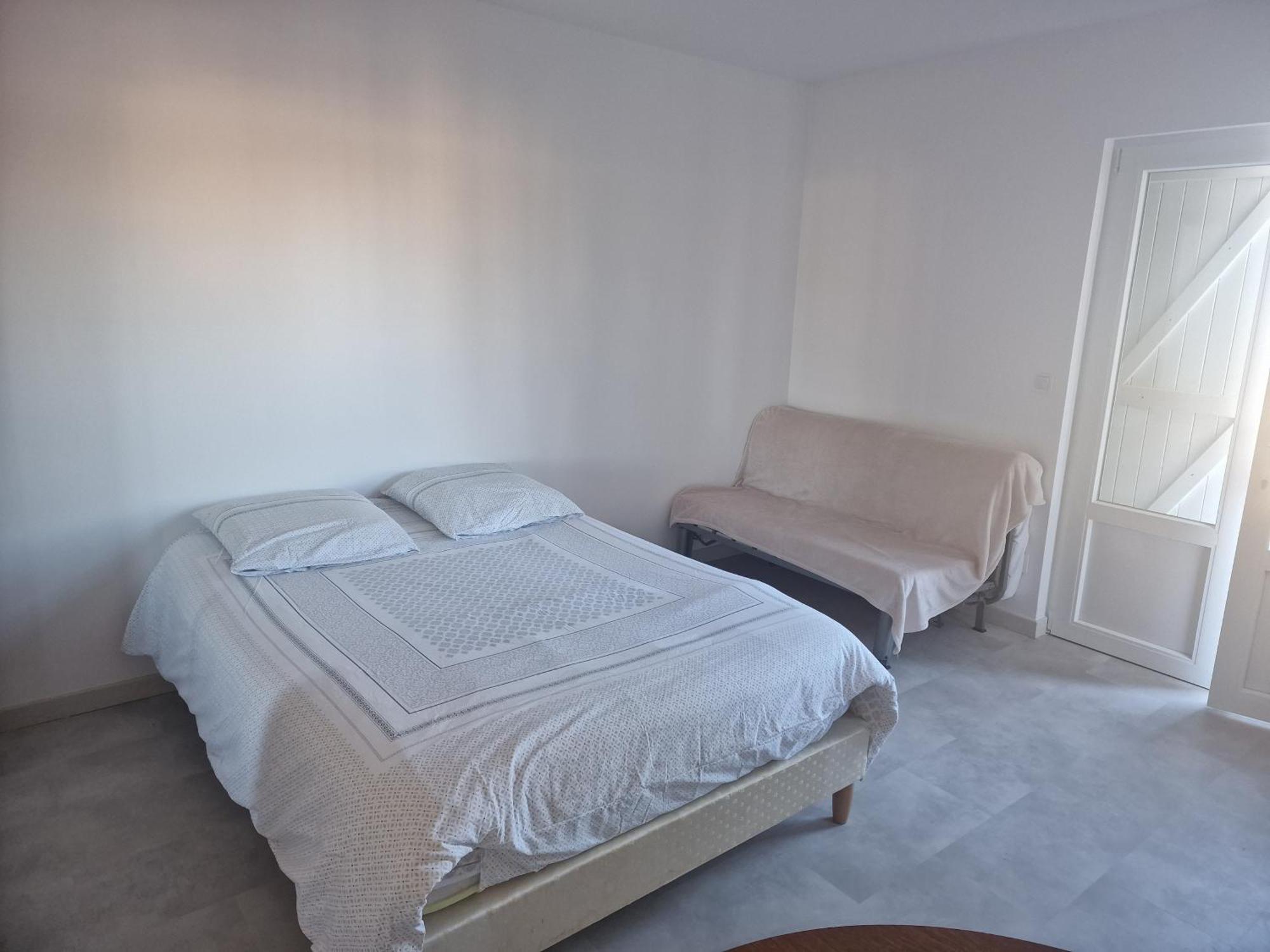 Joli Studio Сен-Рафаэль Номер фото